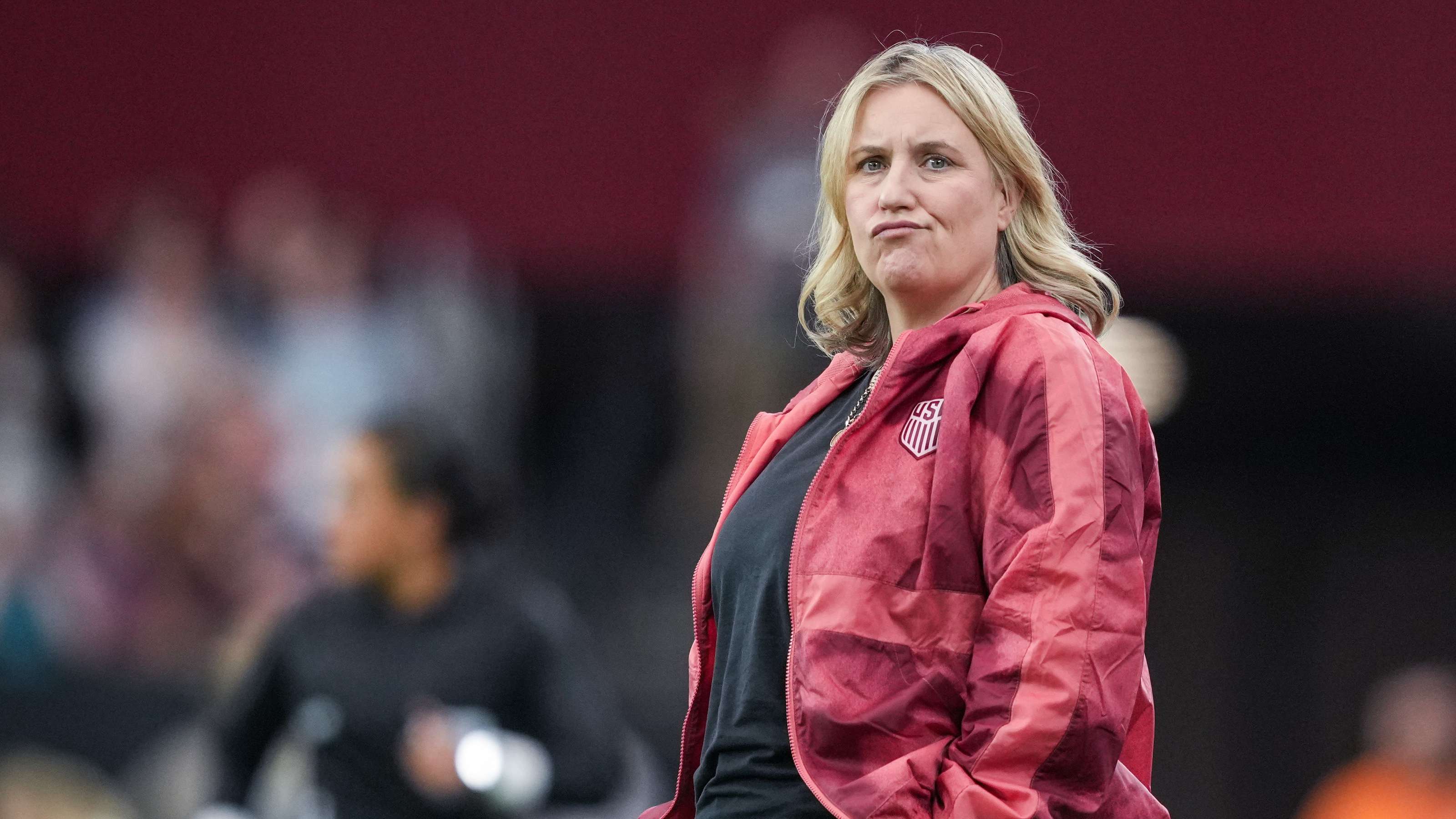 赛在万众瞩 赛在万众瞩